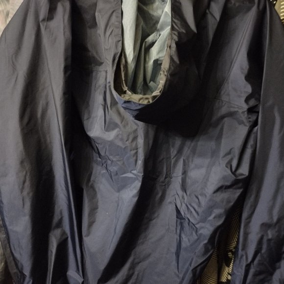 Patagonia lightweight windbreaker women's - Picture 2 of 3